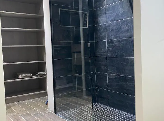 De Charme Avec Piscine A Ajaccio Villa *